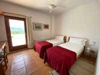 BEDROOM_12