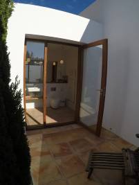 BATHROOM_P1